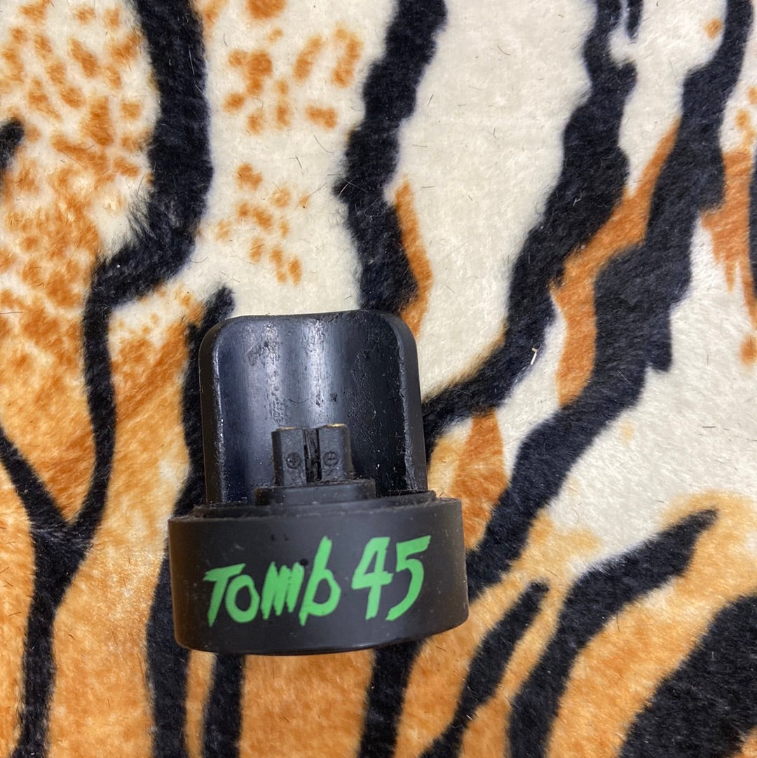 Used Tomb 45 Wireless Charging Adapter (Babyliss FX Clippers)