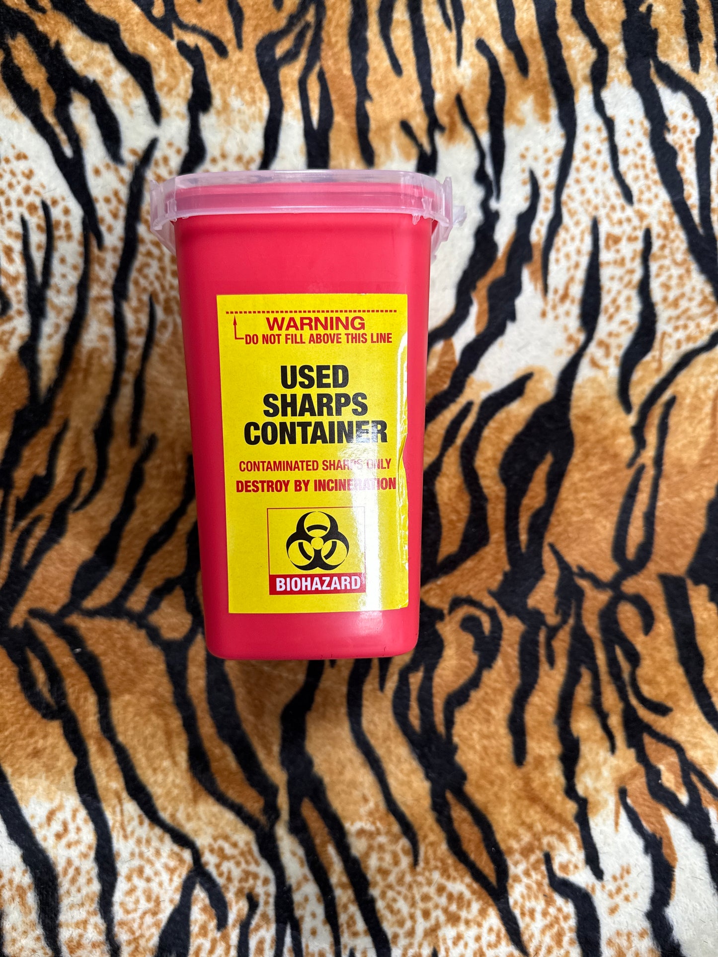 Sharps Container W/Lid